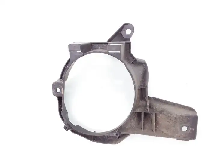 Toyota RAV 4 (XA40) (2012 - 2018) 5212842090 Решетка противотуманной фары — фото 1