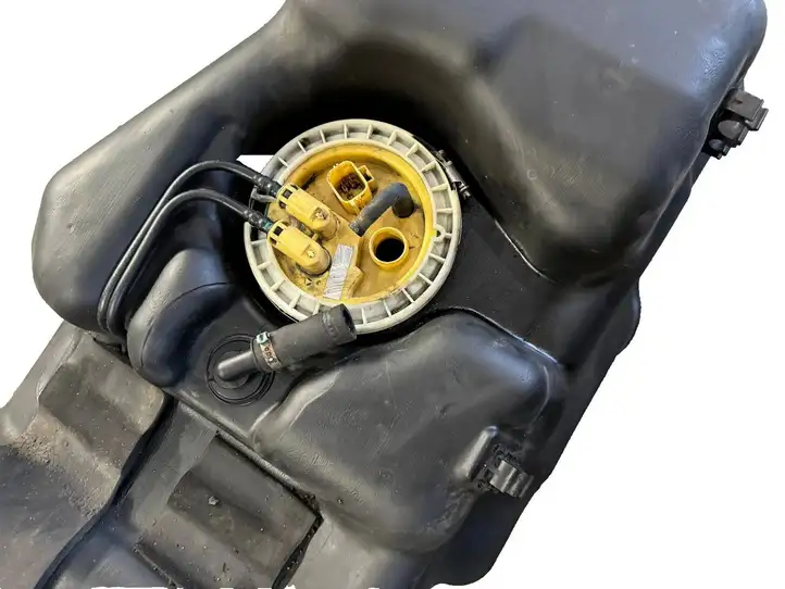 Land Rover Range Rover Sport L320 (2005 - 2009) FIK600016 Расширительный бачок топливной системы — фото 5