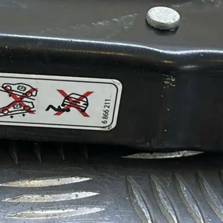 BMW 2 F45   6866211 Домкрат (данкрат)