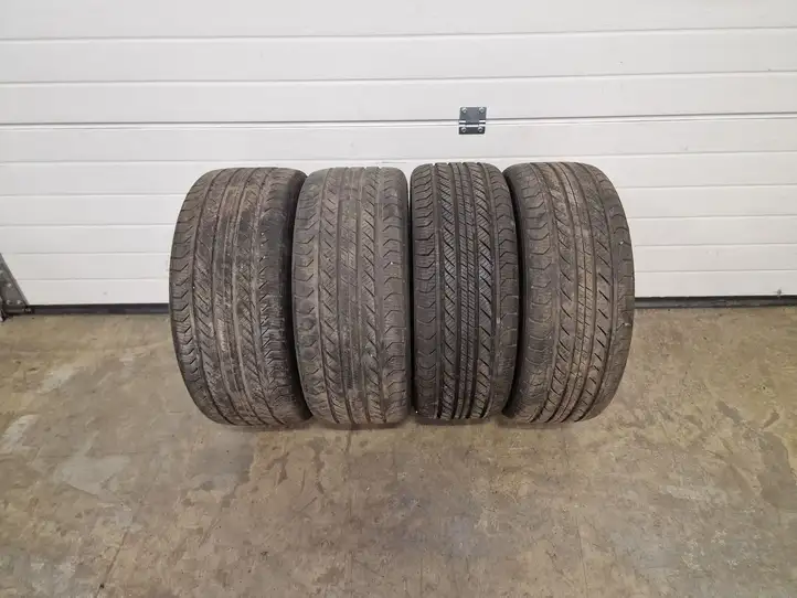 Mercedes-Benz C W205 (2014 - 2021)   Летняя покрышка (покрышки) R 18