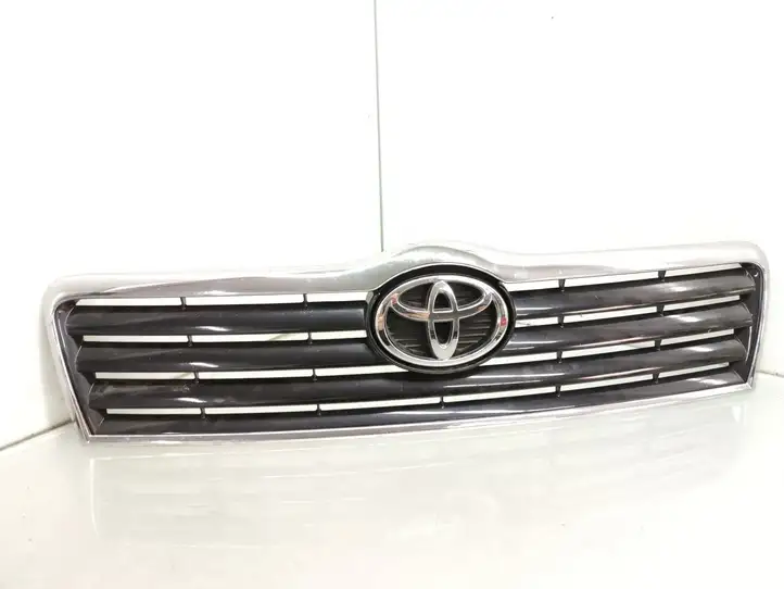 Toyota Avensis T250 (2003 - 2006) 531140D060 Верхняя решетка радиатора — фото 1
