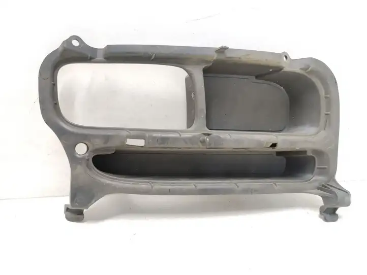 Toyota Avensis T250 (2003 - 2006) 5212705020 Решетка противотуманной фары — фото 1
