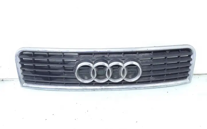 Audi A4 S4 B6 8E 8H (2000 - 2006) 8E0853651F Верхняя решетка радиатора — фото 1