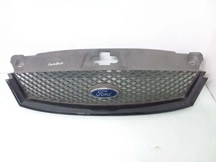 Ford Mondeo Mk III (2000 - 2007) 1S7X8A100AK Верхняя решетка радиатора — фото 1