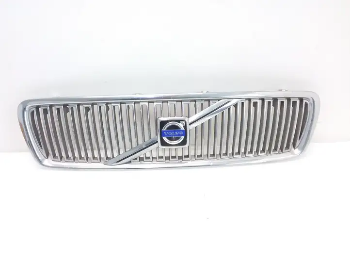 Volvo V70 (2000 - 2004) 9190385 Верхняя решетка радиатора — фото 1