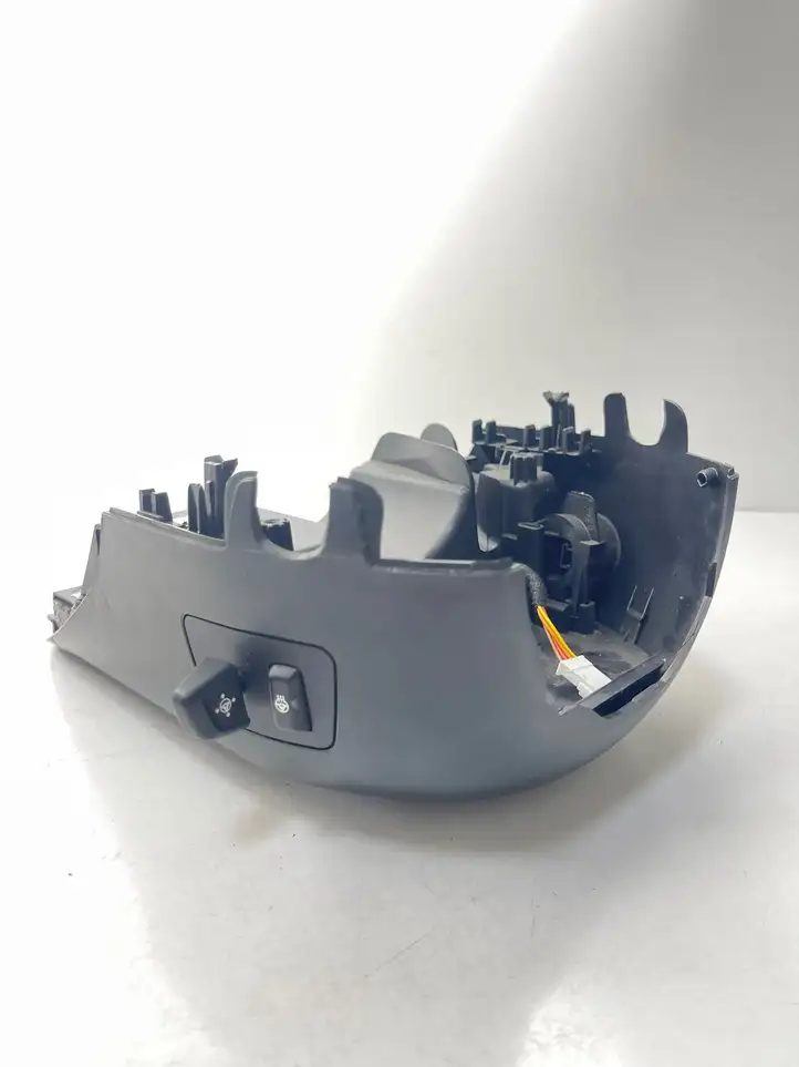 BMW 5 F10 F11 (2009 - 2016) 9188878 Кнопка обогрева рулевого колеса — фото 4