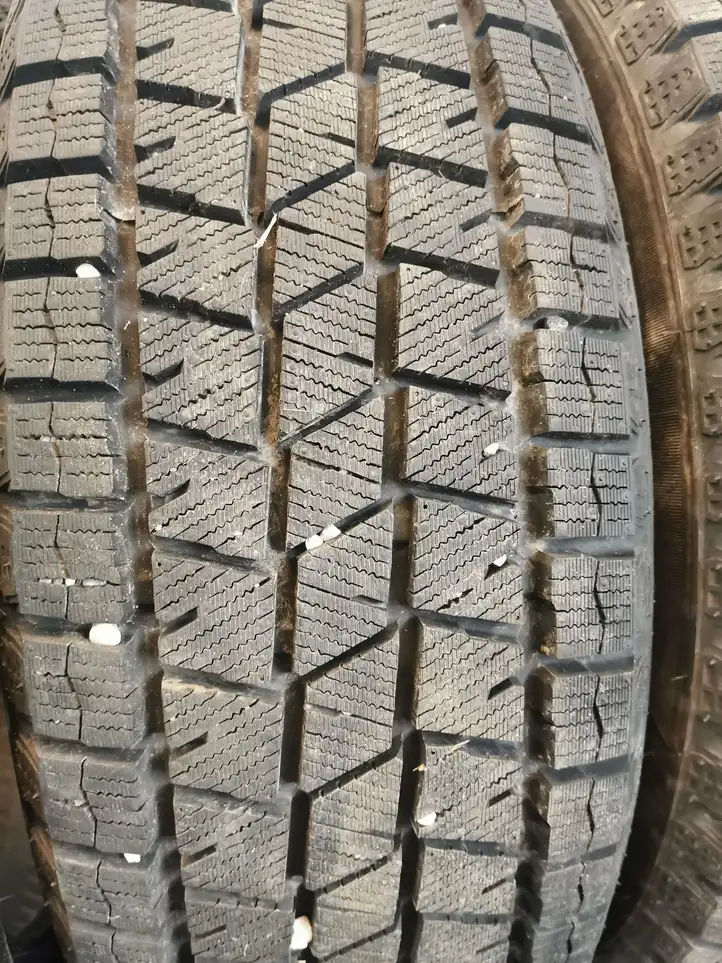 Kia Sportage (2014 - 2016) Зимняя шина R17 — фото 5