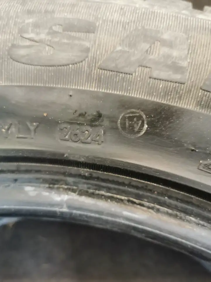 Kia Sportage (2014 - 2016) Зимняя шина R17 — фото 9
