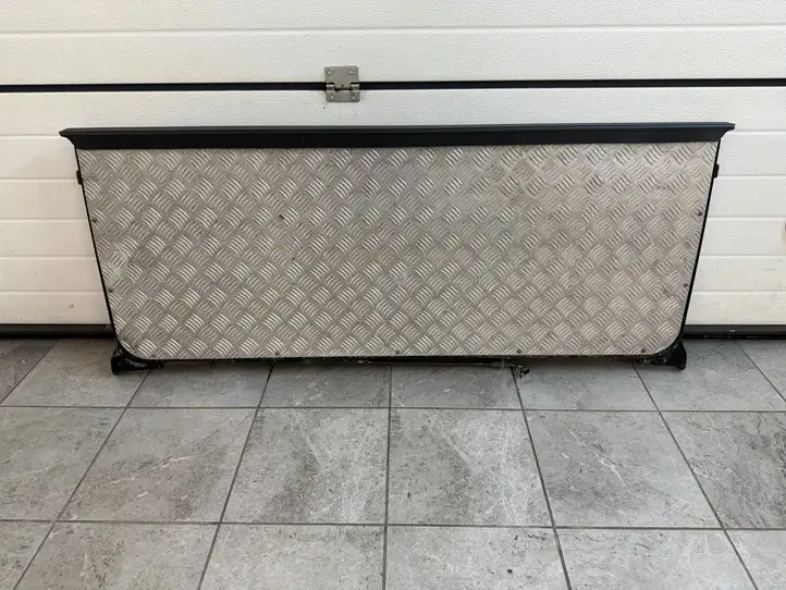 Volkswagen Amarok (2016 - 2023) Задний борт кузова — фото 5