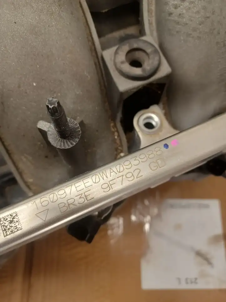 Ford Mustang VI (2015 - ) FR3E9S455HD Впускной коллектор — фото 4