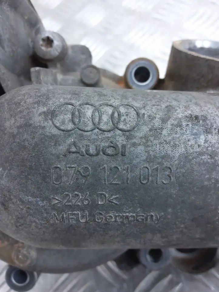 Audi RS7 C7 (2014 - 2018) 079121013 насос охлаждения — фото 5