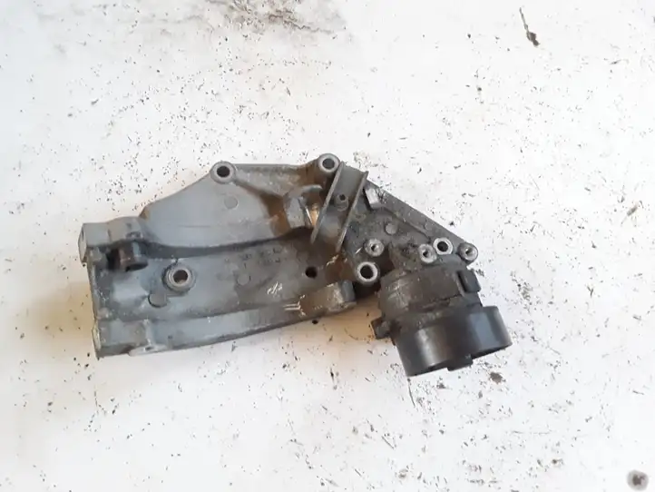 Ford Focus C-MAX (2003 - 2010) 9650034280 Кронштейн генератора — фото 3