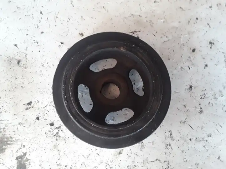 Toyota Avensis T220 (2000 - 2003) 134700D040 Шкив коленчатого вала — фото 1