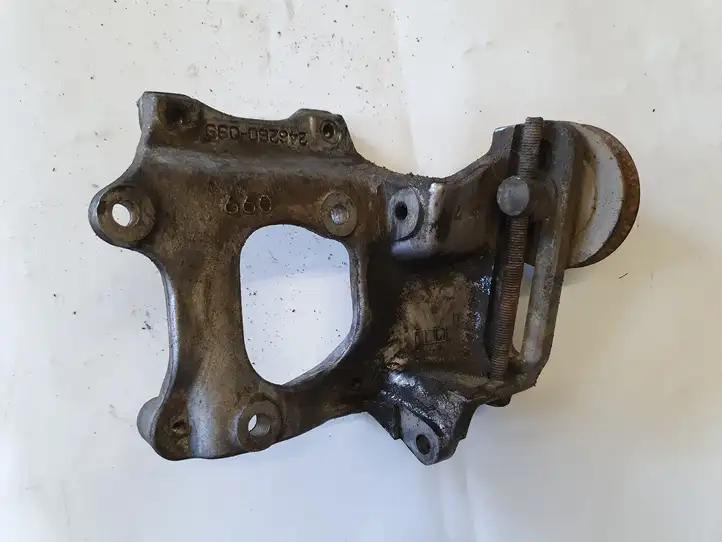 Toyota Land Cruiser (HDJ90) (1996 - 2002) 246260099 Натяжитель ремня ГРМ — фото 1