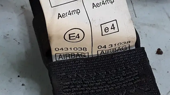 Toyota Avensis Verso (2001 - 2004) 0431038 Передний ремень безопасности — фото 2