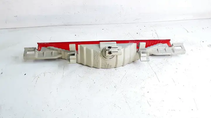 Toyota Avensis Verso (2001 - 2004) STANLEY1363 Дополнительный стоп фонарь — фото 2