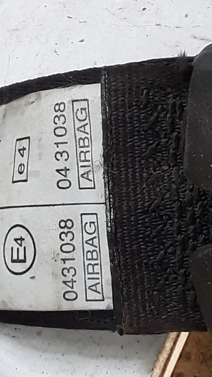 Toyota Avensis Verso (2001 - 2004) 0431038 Передний ремень безопасности — фото 3