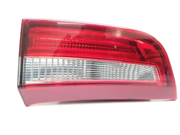 Volvo S60 (2010 - 2013) 30796271 Задний фонарь в крышке багажника — фото 1