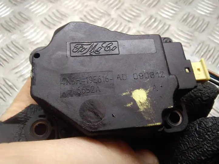 Volvo C30 (2007 - 2010) 4N5H19E616 Двигатель задвижки потока воздуха — фото 2