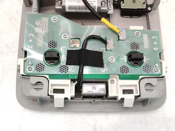 Toyota Avensis T270 (2009 - 2012) 8973220030 Передняя подсветка — фото 9