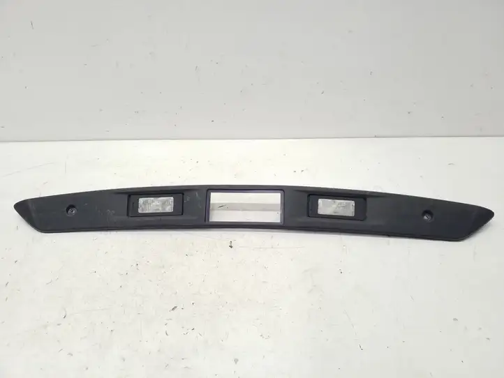 Volkswagen Tiguan (2011 - 2016) 5N0827335H Подсветка номера — фото 1