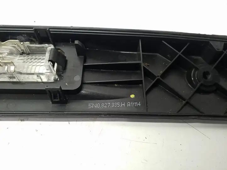 Volkswagen Tiguan (2011 - 2016) 5N0827335H Подсветка номера — фото 3
