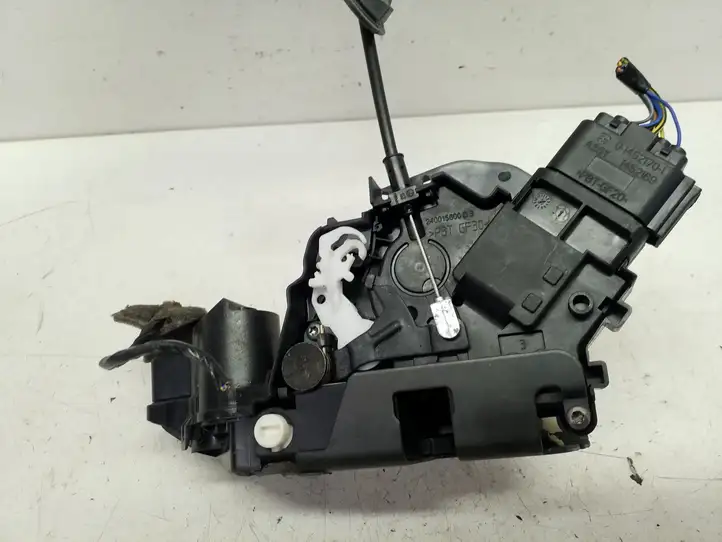 Volvo XC60 (2013 - 2017) 31253918 Замок задней двери — фото 5