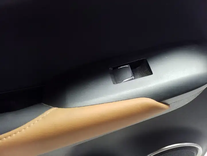 Lexus NX (2021 - ) 74660Z1B01 Обшивка задней двери — фото 6