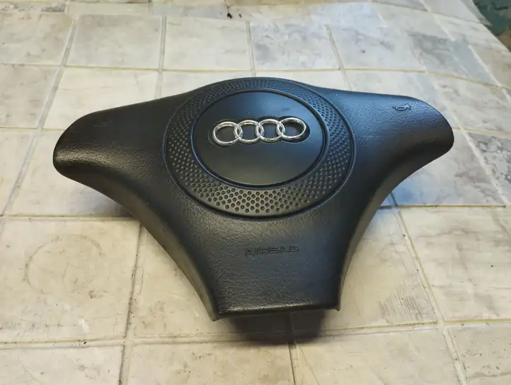 Audi A6 S6 C5 4B (1997 - 2001) 8D0880201H Подушка безопасности руля — фото 1