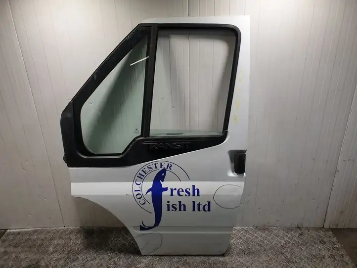 Ford Transit (2013 - 2017) Дверь — фото 1
