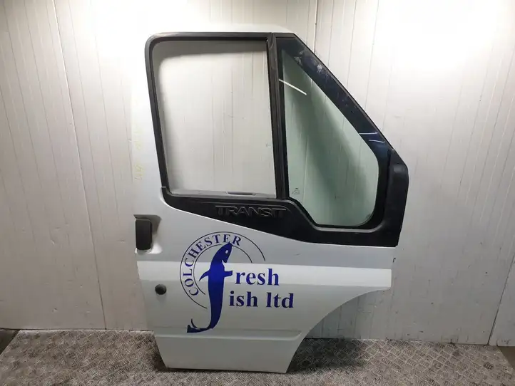 Ford Transit (2013 - 2017) Дверь — фото 1