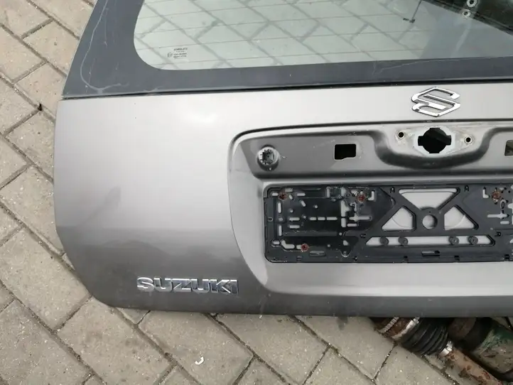 Suzuki Ignis (2003 - 2008) Крышка багажника — фото 3