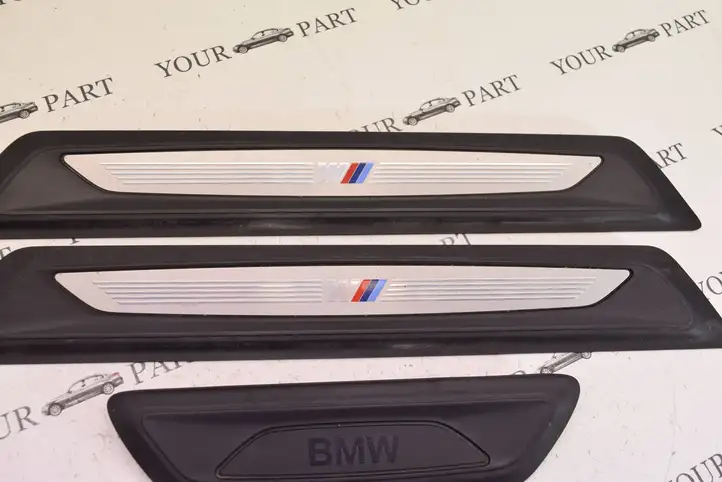 BMW X1 F48 F49 (2015 - 2022) 8051037 Внутренняя отделка переднего порога — фото 11