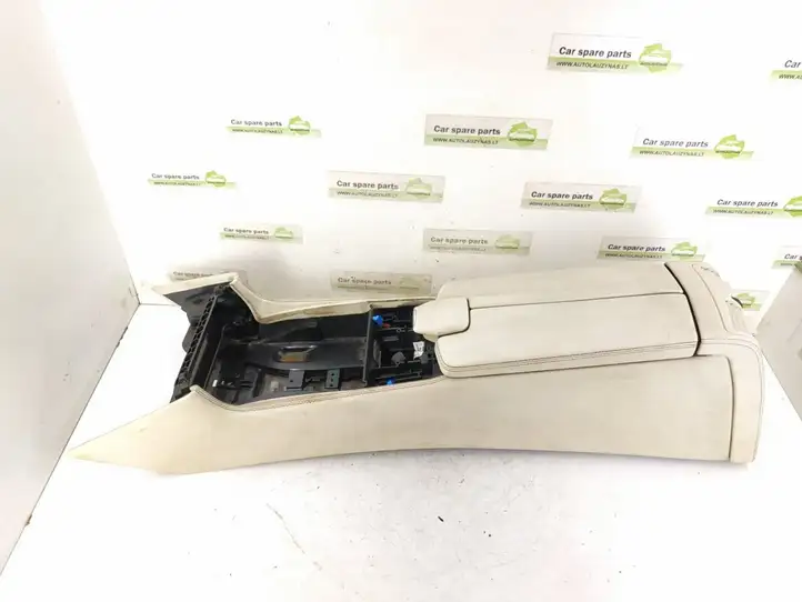 Mercedes-Benz CLS C218,X218 (2011 - 2017) Подлокотник — фото 1