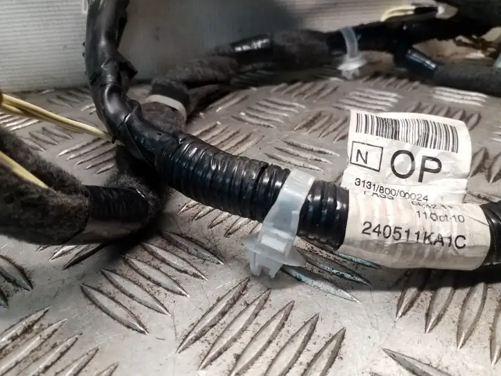 Nissan Juke I F15 (2010 - 2018) 240511KA1C Жгут проводов крышки багажника — фото 2