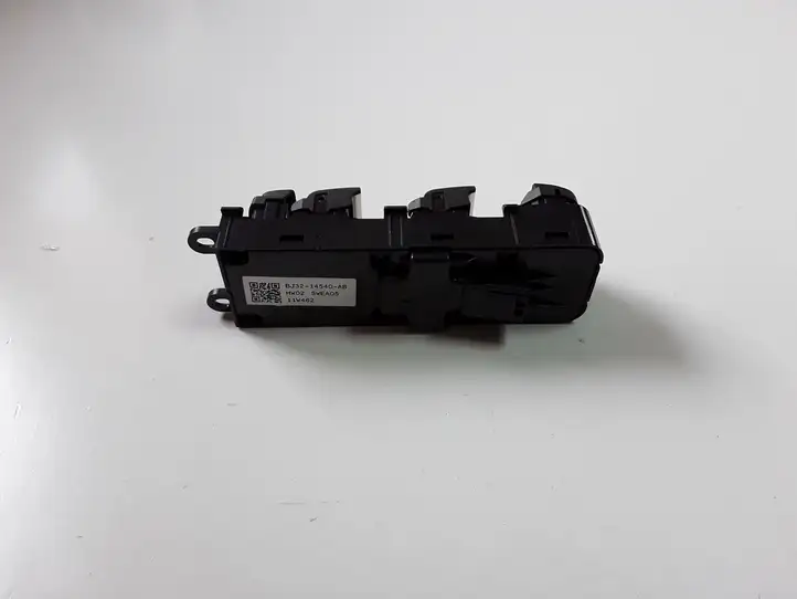 Land Rover Evoque I (2011 - 2015) BJ3214540AB Блок кнопок стеклоподъемников — фото 3