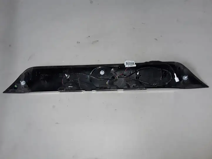 Nissan Qashqai (2013 - 2017) 908104ESXX Подсветка номера — фото 2
