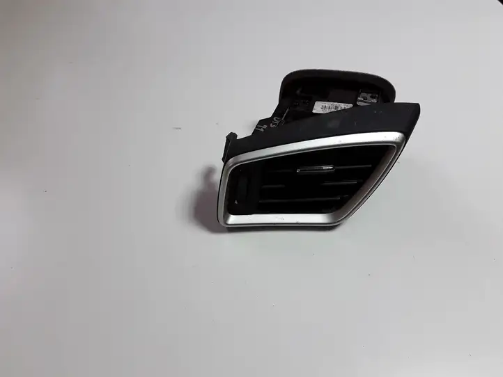 Nissan Qashqai (2013 - 2017) 687614EA0A Боковой воздушный дефлектор — фото 1