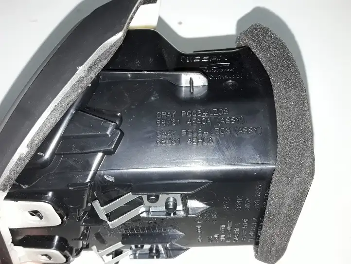 Nissan Qashqai (2013 - 2017) 687614EA0A Боковой воздушный дефлектор — фото 2