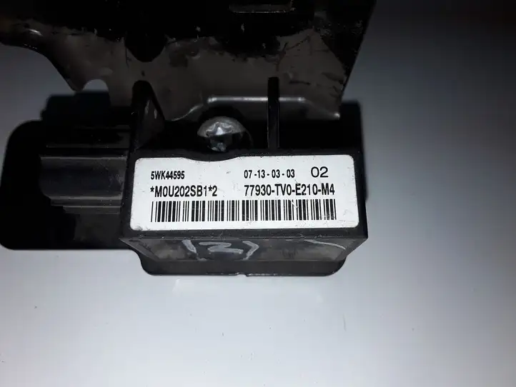 Honda Civic IX (2011 - 2017) 77930TV0E210 Датчик удара SRS — фото 2