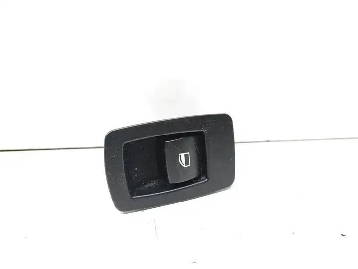 BMW X3 E83 (2003 - 2010) 9113773 Кнопка стеклоподъемников — фото 1