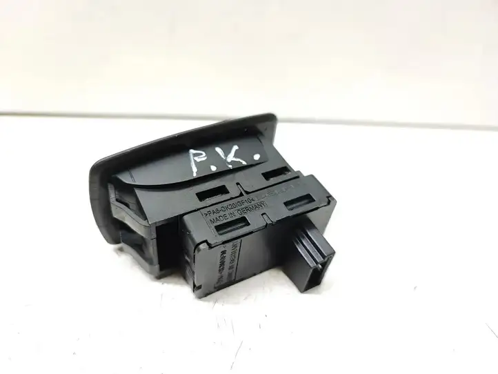 BMW X3 E83 (2003 - 2010) 9113773 Кнопка стеклоподъемников — фото 3