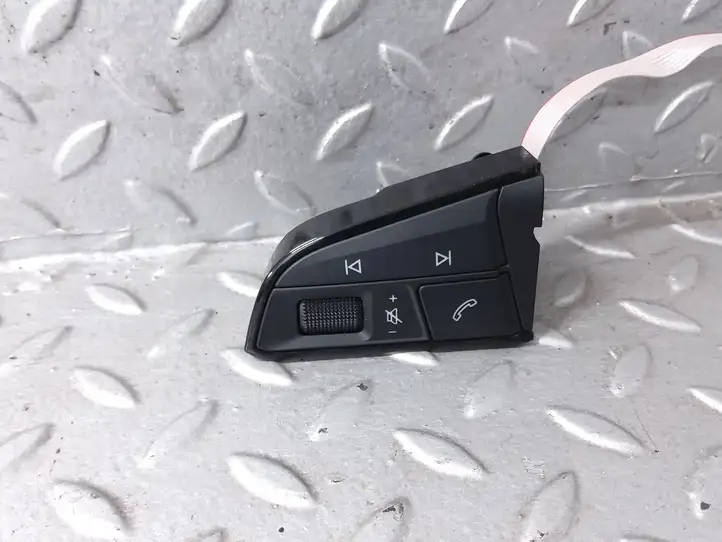 Seat Ibiza V (KJ) (2017 - ) 5F0919719 Кнопки на рулевом колесе — фото 2