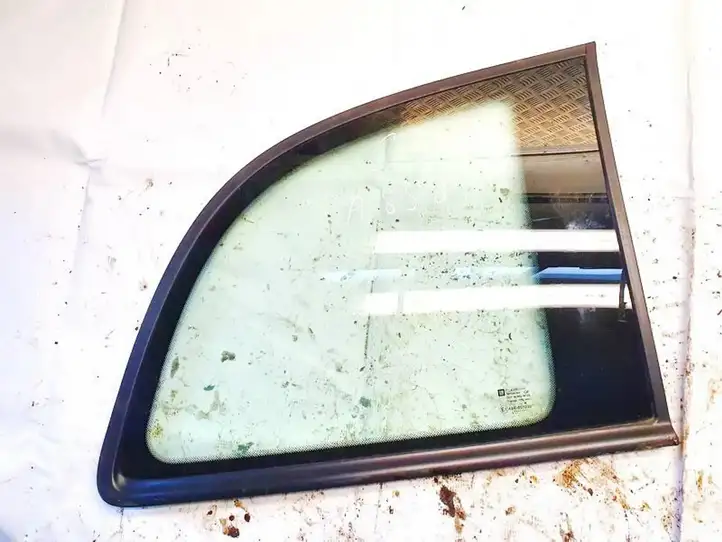 Opel Zafira A (1999 - 2003) Заднее боковое стекло — фото 1