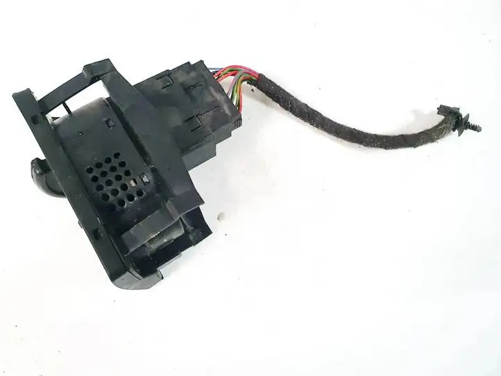Ford Mondeo Mk III (2000 - 2007) 4s7t13a024ca Включатель фонарей — фото 3