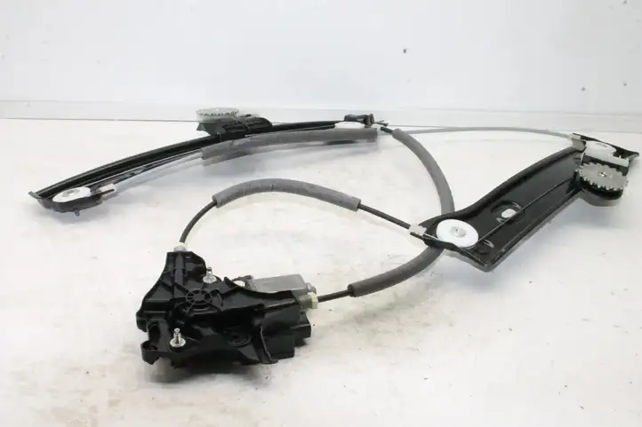 BMW i4 (2021 - ) 9854491 Стеклоподъемник передней двери — фото 1