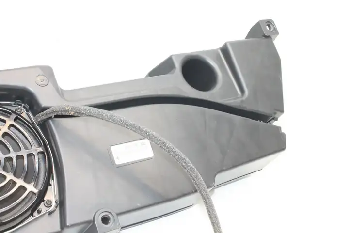 Audi A5 8T 8F (2011 - 2016) 8T8035382 Сабвуфер — фото 4