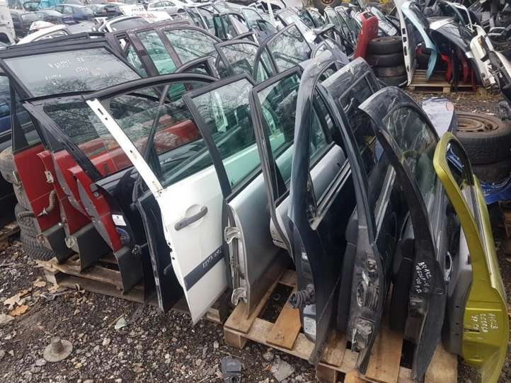 Opel Corsa B Priekinės durys