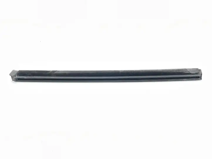 Jaguar XK - XKR (2006 - 2009) C2P16465 Накладка стекла задней двери — фото 4