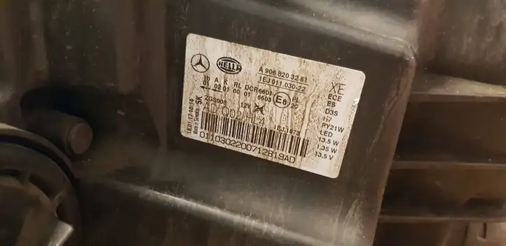 Mercedes-Benz Sprinter W906 (2006 - 2018) A9068203261 Передняя фара — фото 3